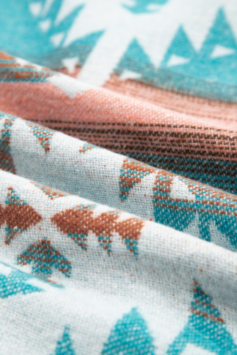 Green Quarter Zip Elastic Cuffs Aztec Sweatshirt - Image 12