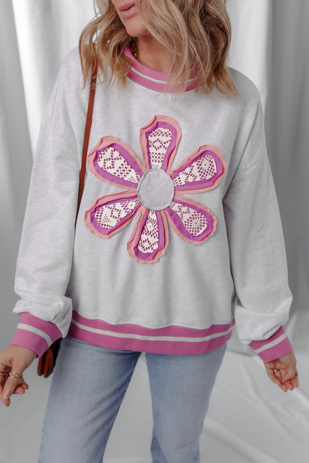 Gray Flower Patch Contrast Trim Crew Neck Sweatshirt - Image 5