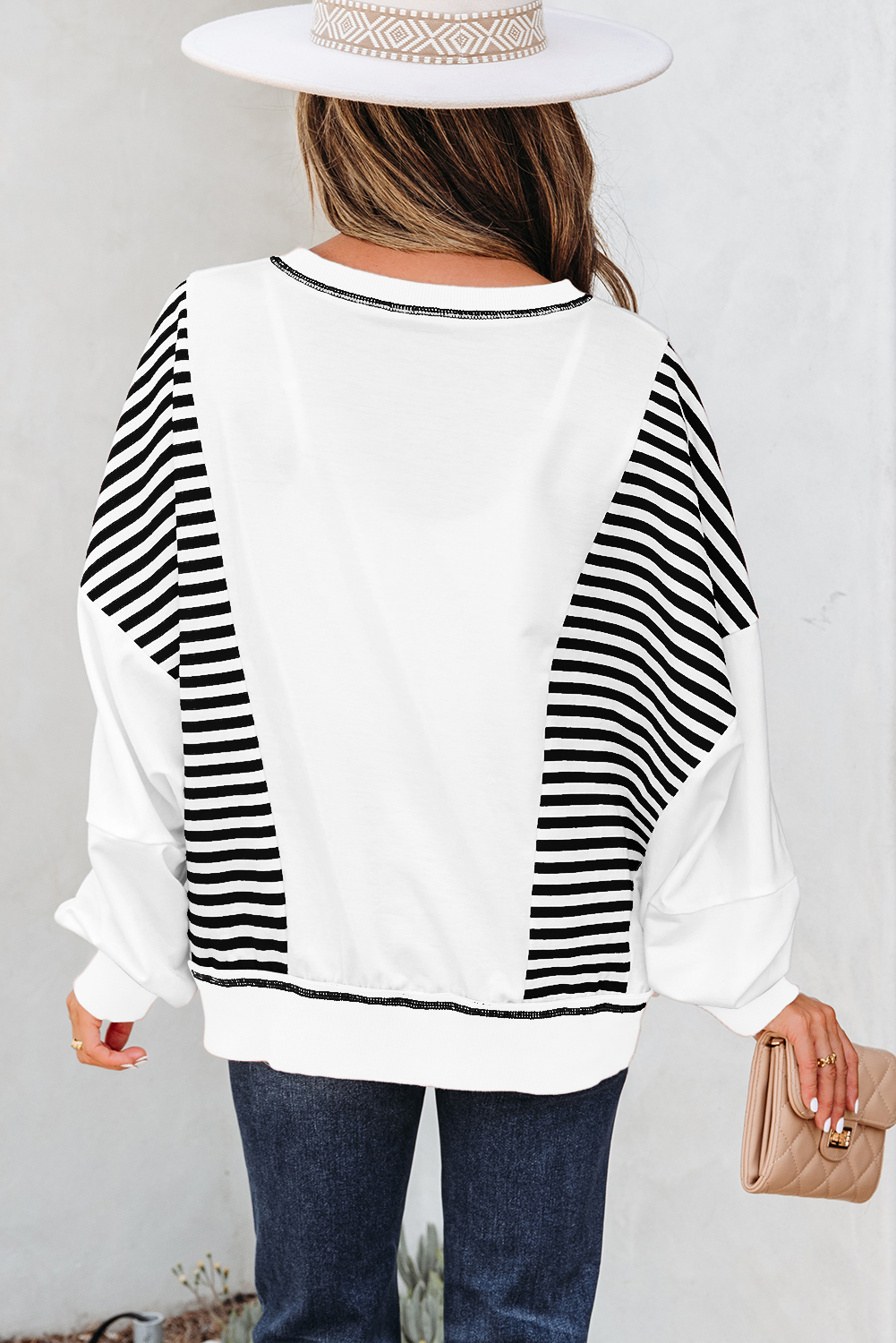 White Stripe Colorblock Patchwork Contrast Stitching Oversize Sweatshirt - Image 2