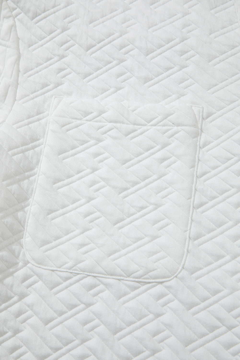 White Textured Pocketed Collared V Neck Pullover Sweatshirt - Image 6