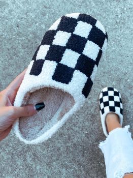 Black Checkered Print Fuzzy Slip On Winter Slippers