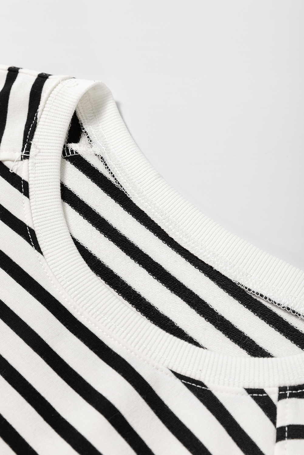 Black Stripe Raglan Sleeve Side Slits Loose Sweatshirt - Image 6