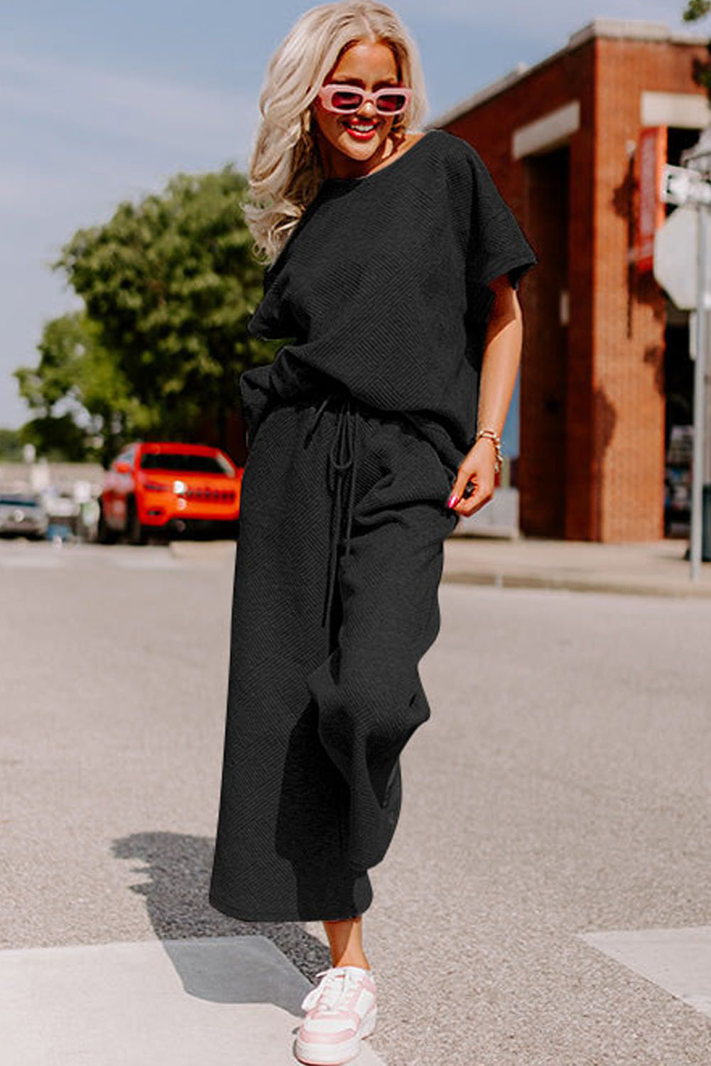 Black Textured Loose Fit T Shirt and Drawstring Pants Set - Image 4