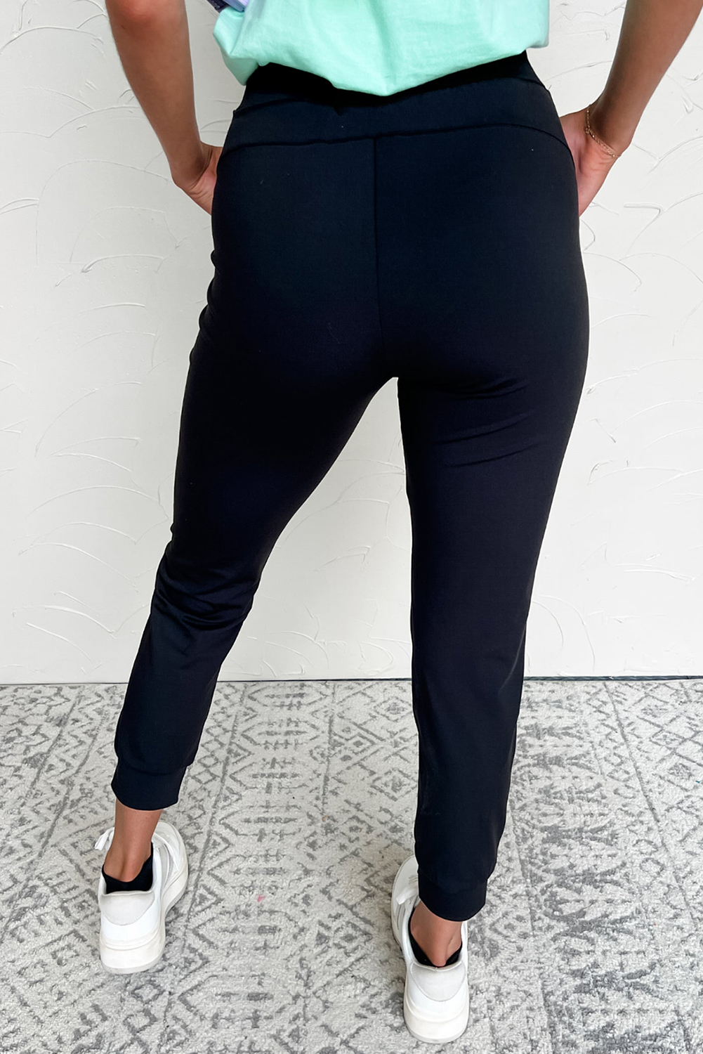 Black Exposed Seam Detail Skinny Drawstring Jogger Pants - Image 2