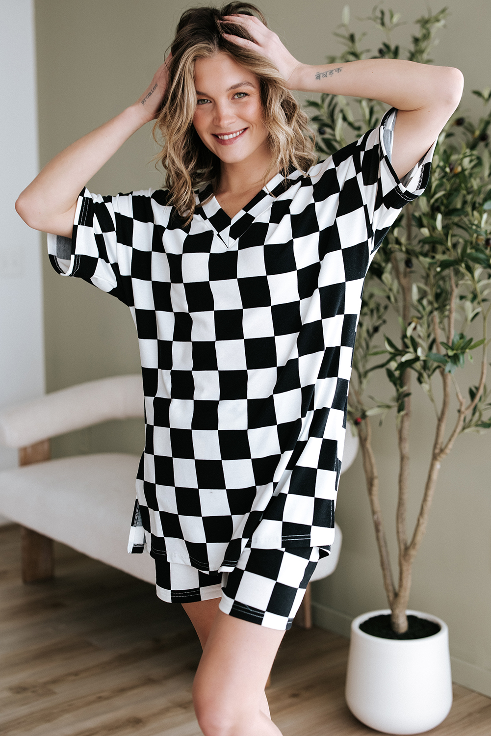 Black Checkerboard Print V Neck Loose Tee and Shorts Lounge Set - Image 5