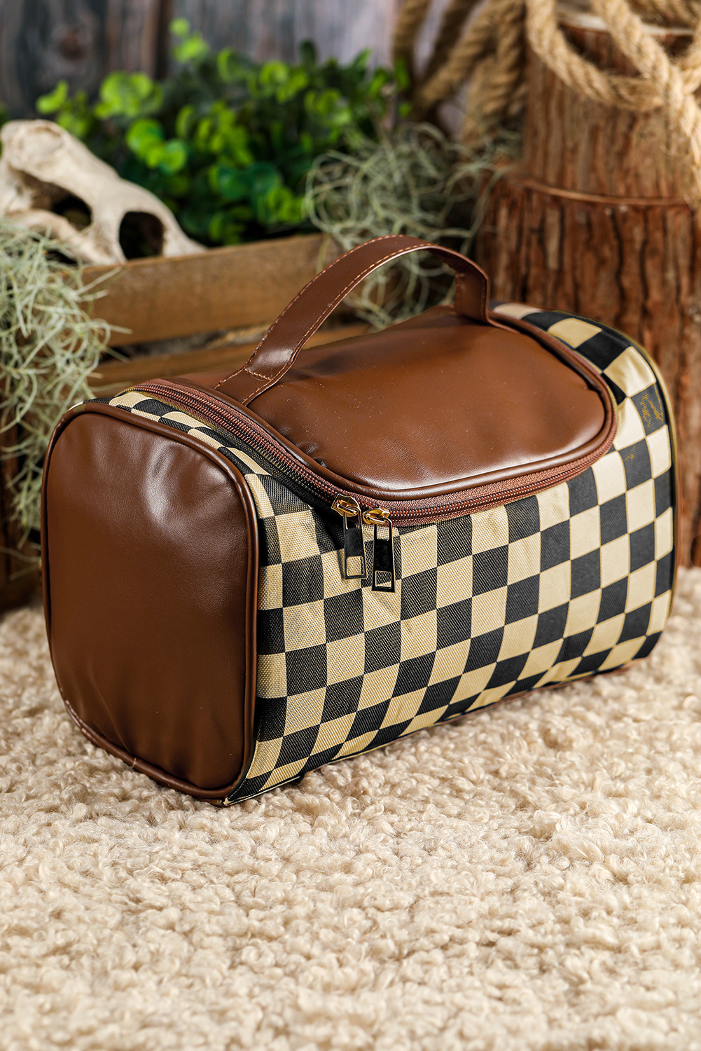 Black Checkered PU Leather Zipper Makeup Bag - Image 5