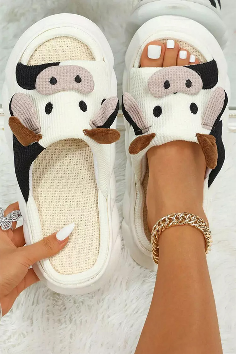White Cute Cow Pattern Open Toe Slippers - Image 2