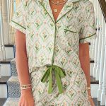 Green Floral Print Turn-down Collar Short Pajamas Set