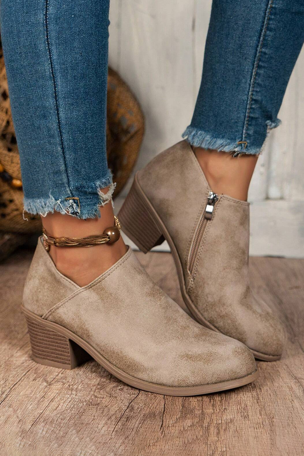 Philippine Gray Tulip Opening Suede Ankle Boots - Image 2