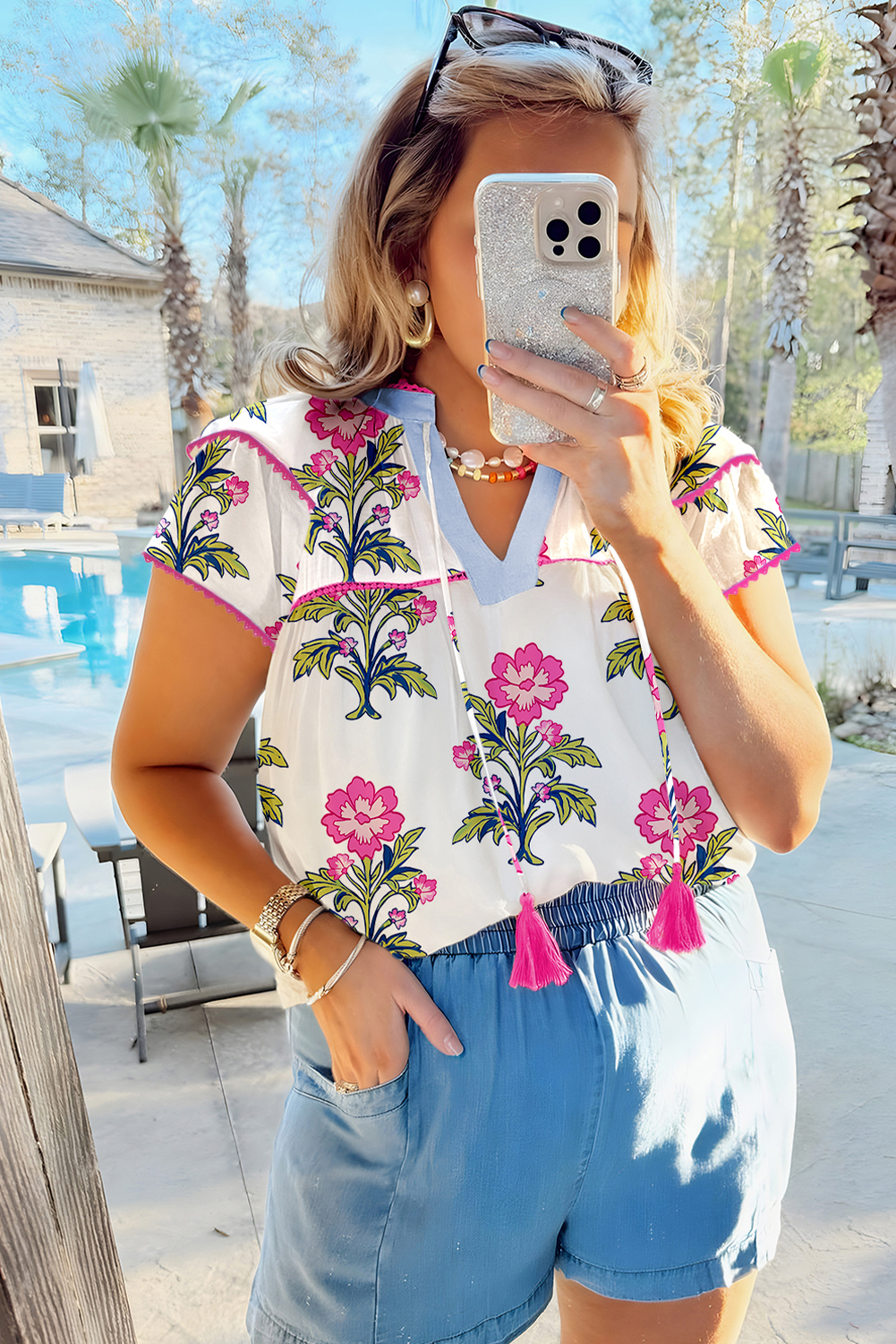 Rose Vintage Floral Print Contrast Notched V Neck Plus Size Summer Blouse - Image 3