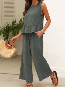 Duffel Green Solid Color Ribbed Ruffle Tank Top and Pants Set