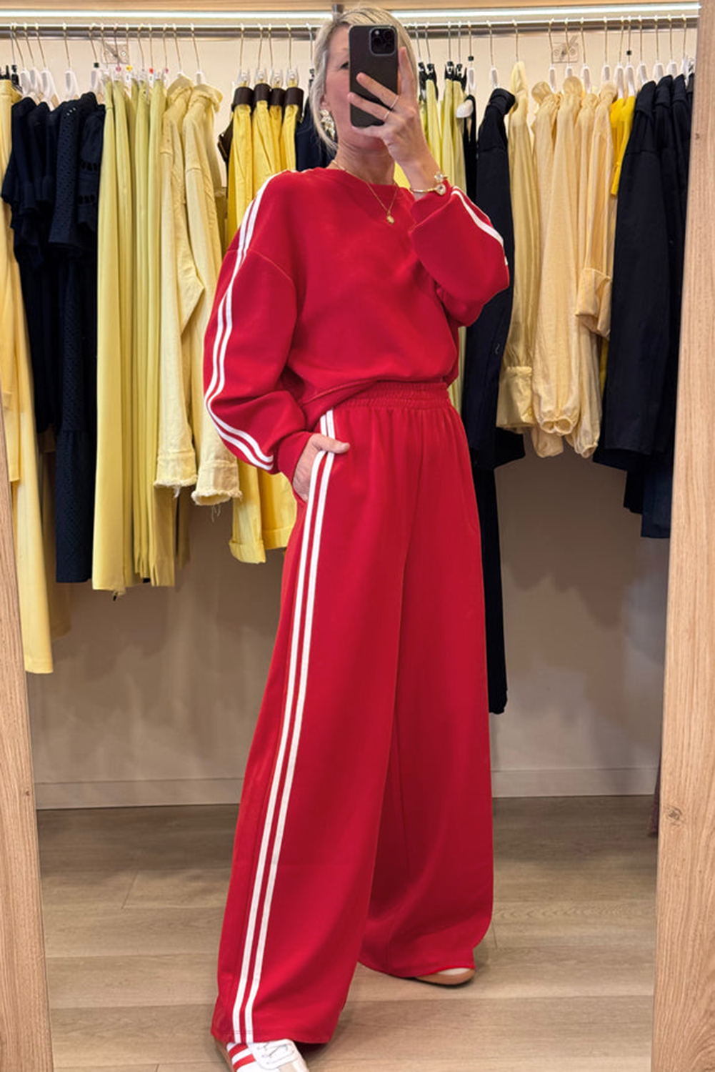 Fiery Red Varsity Striped Detail Crewneck Pullover Elastic Sweatpants 2pcs Outfit - Image 4