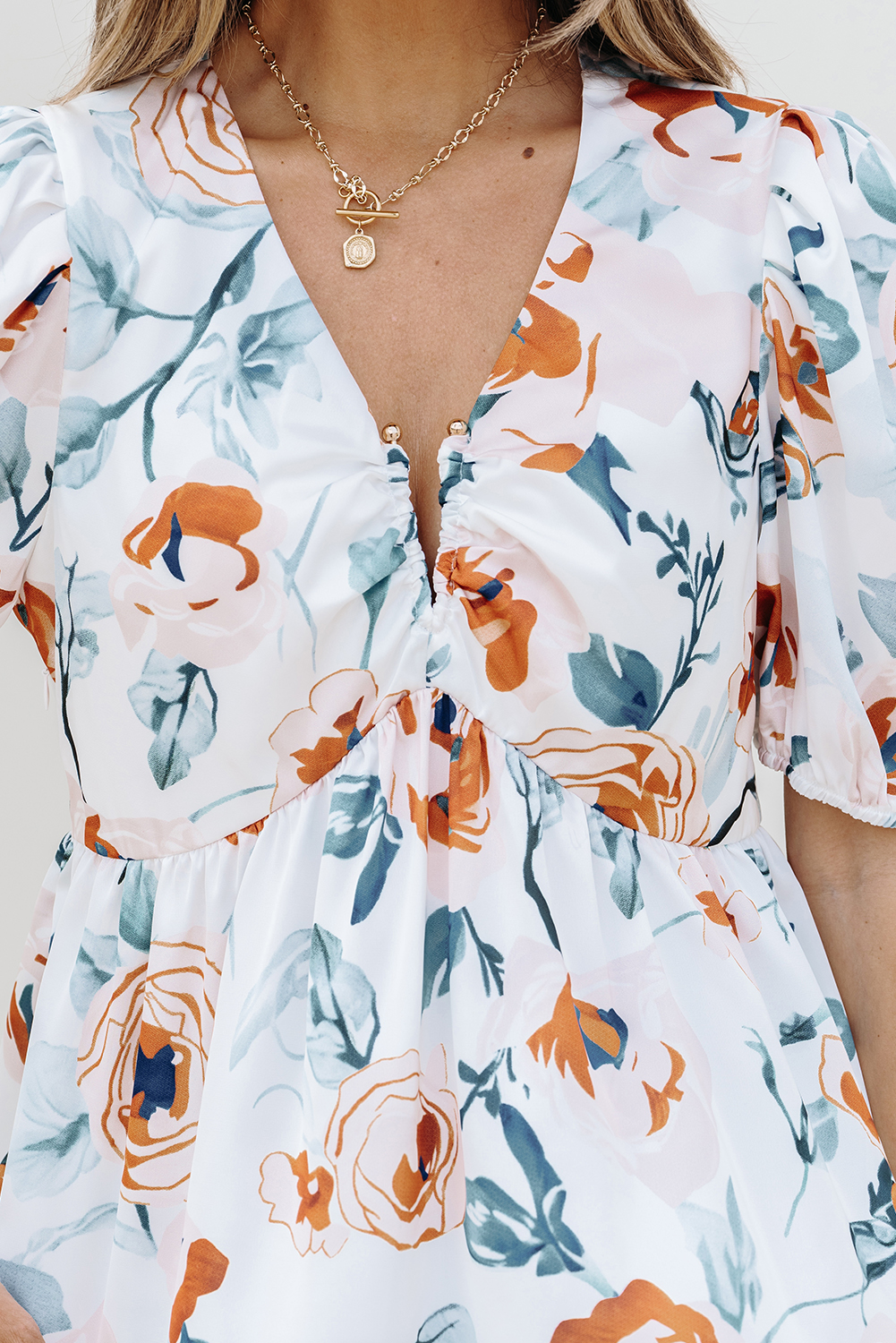 Green Floral Print Puff Sleeve V Neck Babydoll Blouse - Image 7