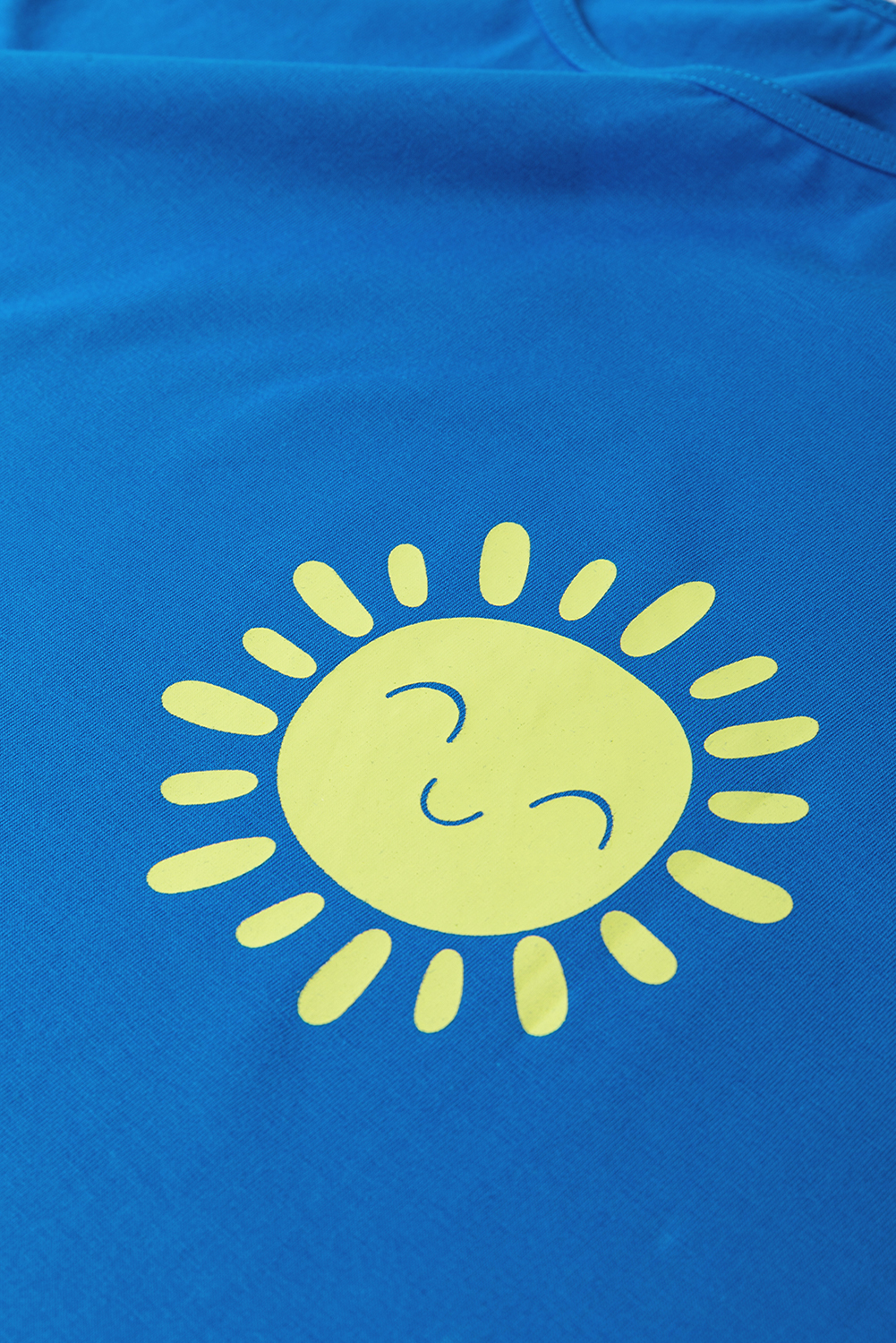 Blue Sun Graphic Casual Tank Top - Image 8