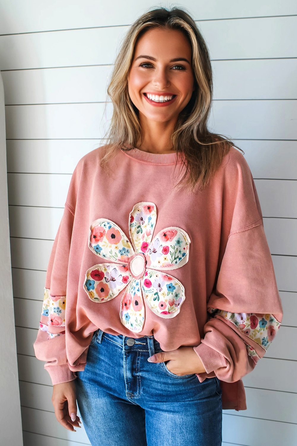 Peach Blossom Floral Applique Baggy Pullover Sweatshirt - Image 3