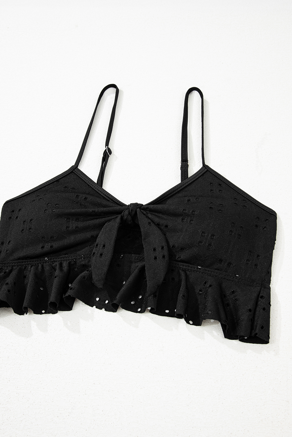 Black Eyelet Pattern Knotted Ruffle Trim 3pcs Bikini Set - Image 5
