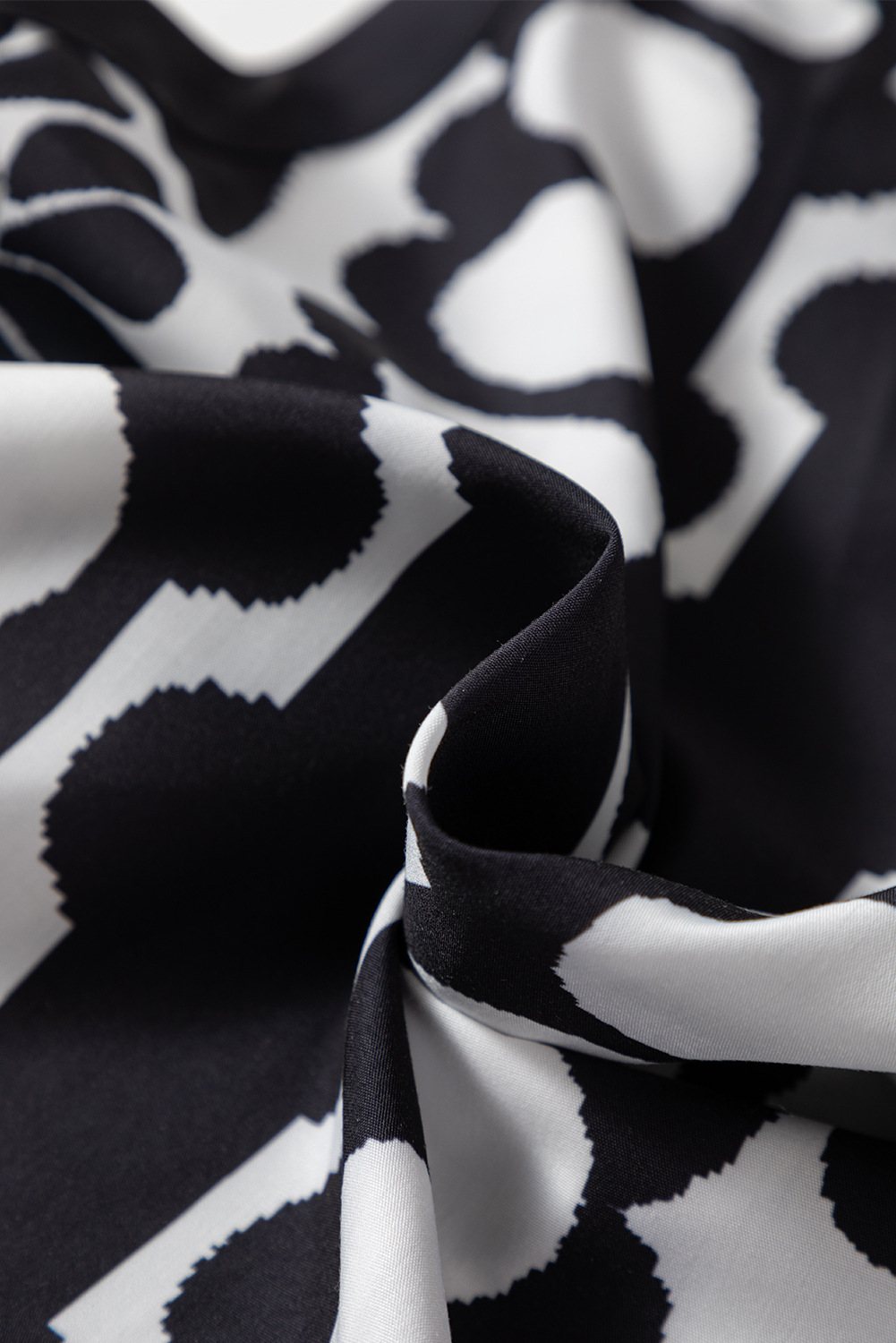 Black Abstract Dot Flower Print Tank Top - Image 8