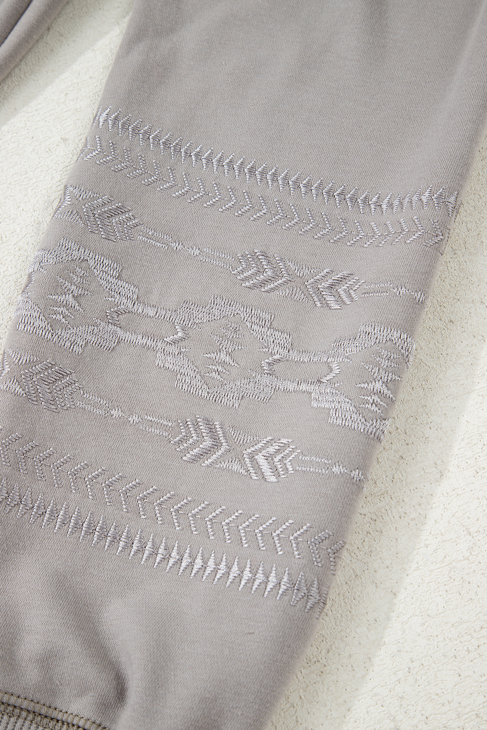 Parchment Aztec Embroidered Western V Neck Sweatshirt - Image 10