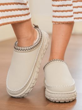 White Contrast Stitch Detail Faux Suede PU Patchwork Plush Winter Clog Slippers