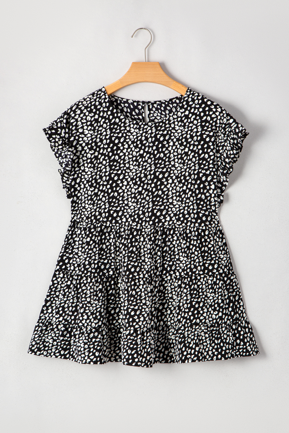 Black Leopard Print Ruffled Short Sleeve Keyhole Back Tiered Flowy Plus Size Blouse - Image 7