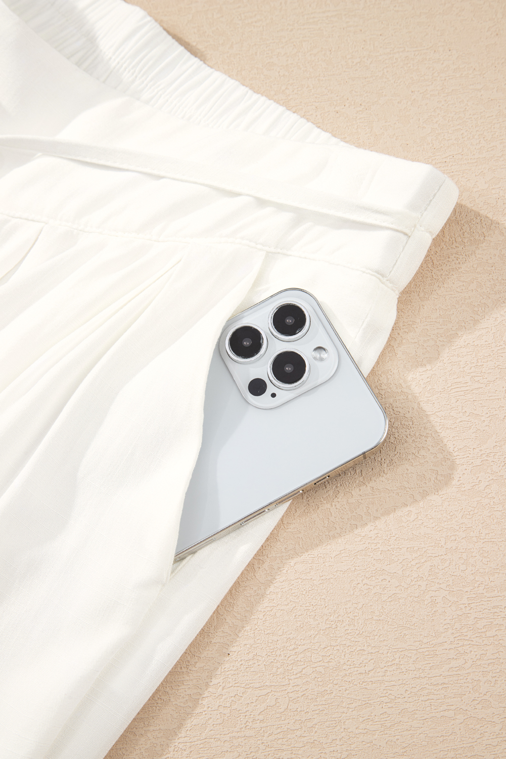 White Solid Drop Waist Pleated Wide Leg Casual Pants - Image 7