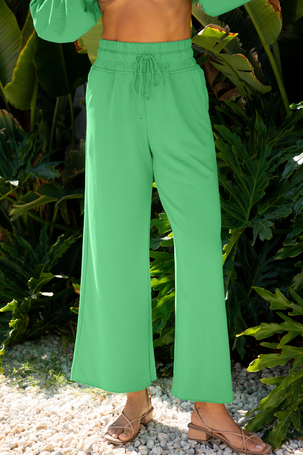 Bright Green Drop Shoulder Puff Sleeve Crop Pullover Drawstring Wide Leg Pants Set - Image 6