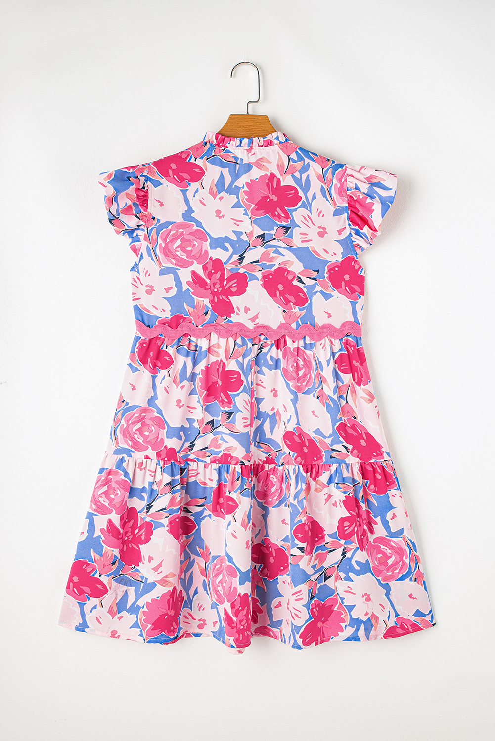 Pink Floral Printed V Notched Ric Rac Flutter Sleeve Dress - Image 8