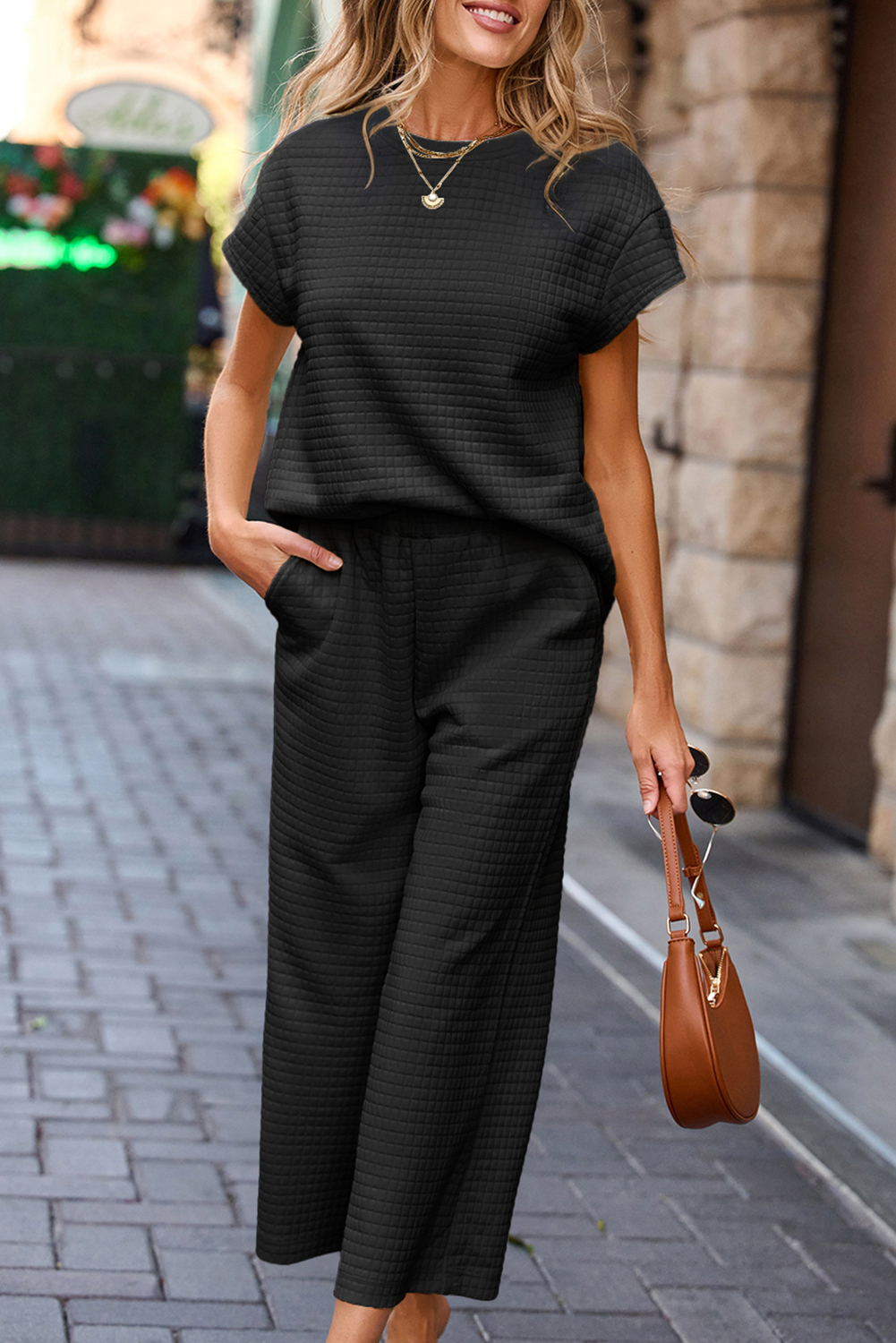Black Solid Color Textured Short Sleeve Top and Casual Pants Set - Image 6