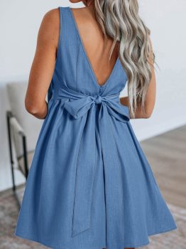 Myosotis Square Neck Pleated Waist V Cut Backless Tied Fit and Flare Dress