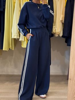 Dirty blue Varsity Striped Detail Crewneck Pullover Elastic Sweatpants 2pcs Outfit