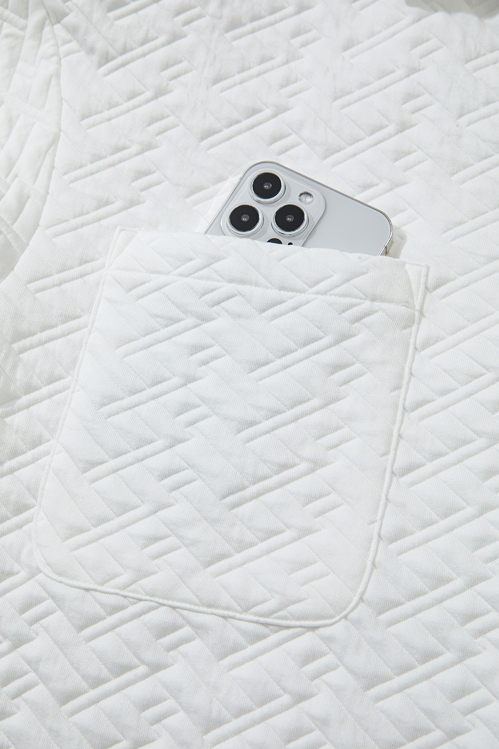 White Textured Pocketed Collared V Neck Pullover Sweatshirt - Image 8