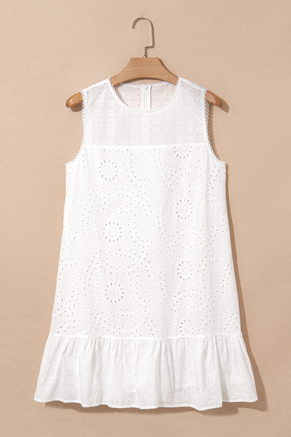 White Floral Eyelet Embroidered Sleeveless Shift Dress - Image 4