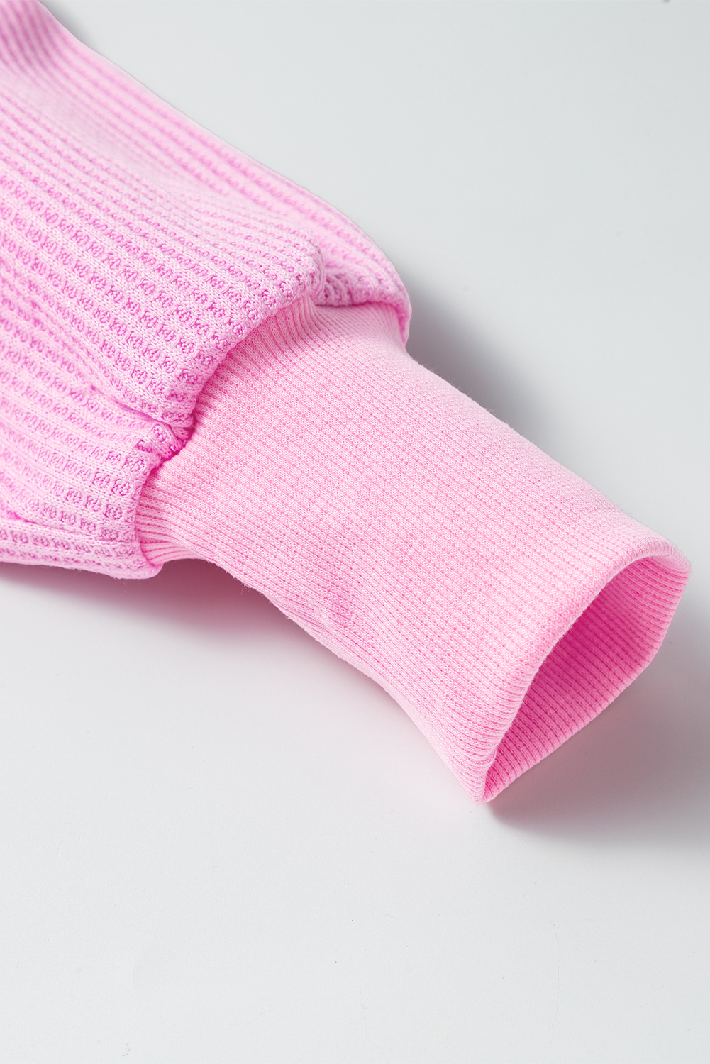 Bonbon Waffle Knit Exposed Seam High Low Top - Image 6