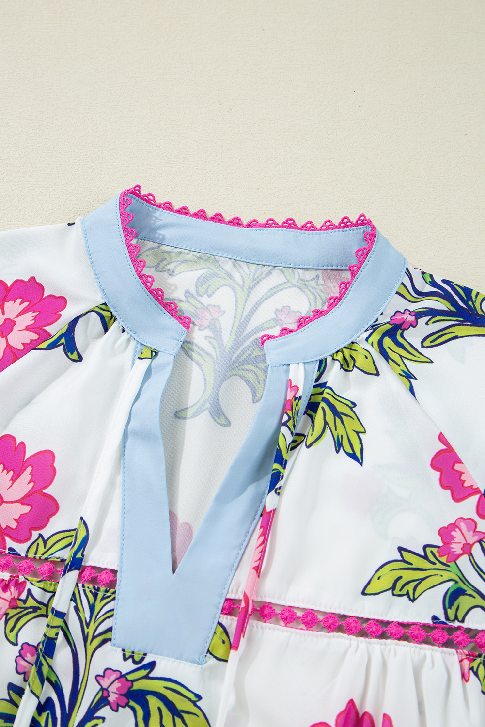 Rose Vintage Floral Print Contrast Notched V Neck Plus Size Summer Blouse - Image 6