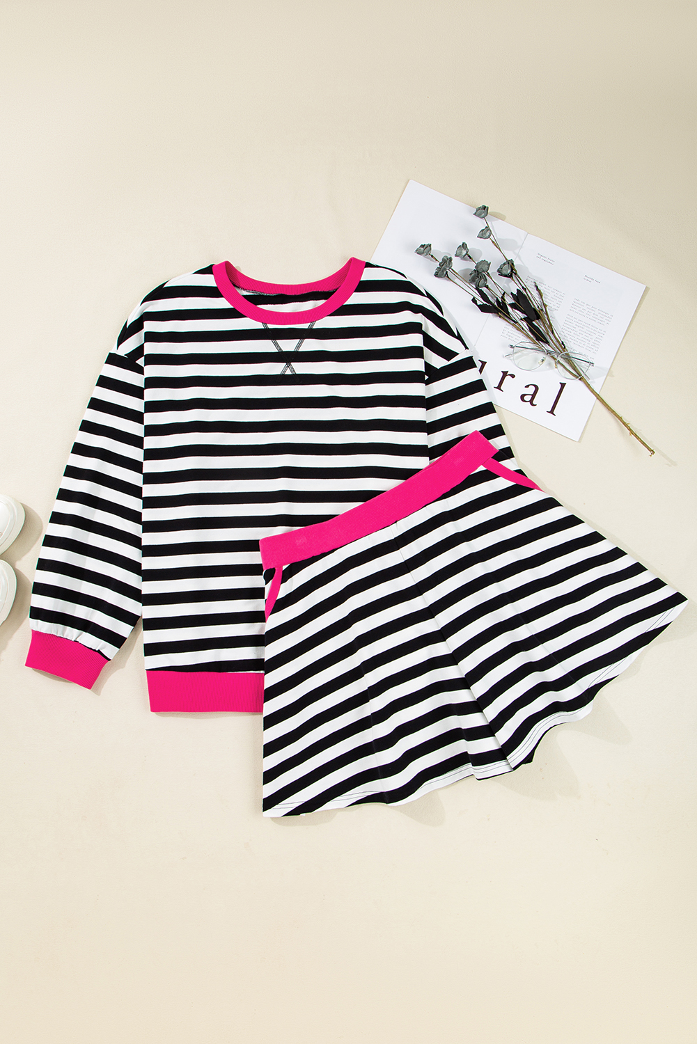 Black Stripe Color Block Edge Pullover and Shorts PLus Size Set - Image 8