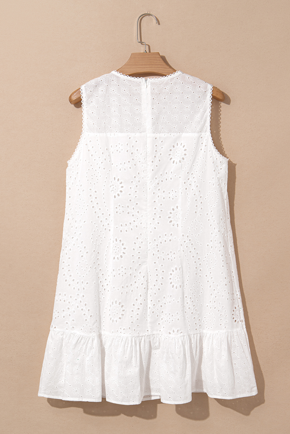 White Floral Eyelet Embroidered Sleeveless Shift Dress - Image 5