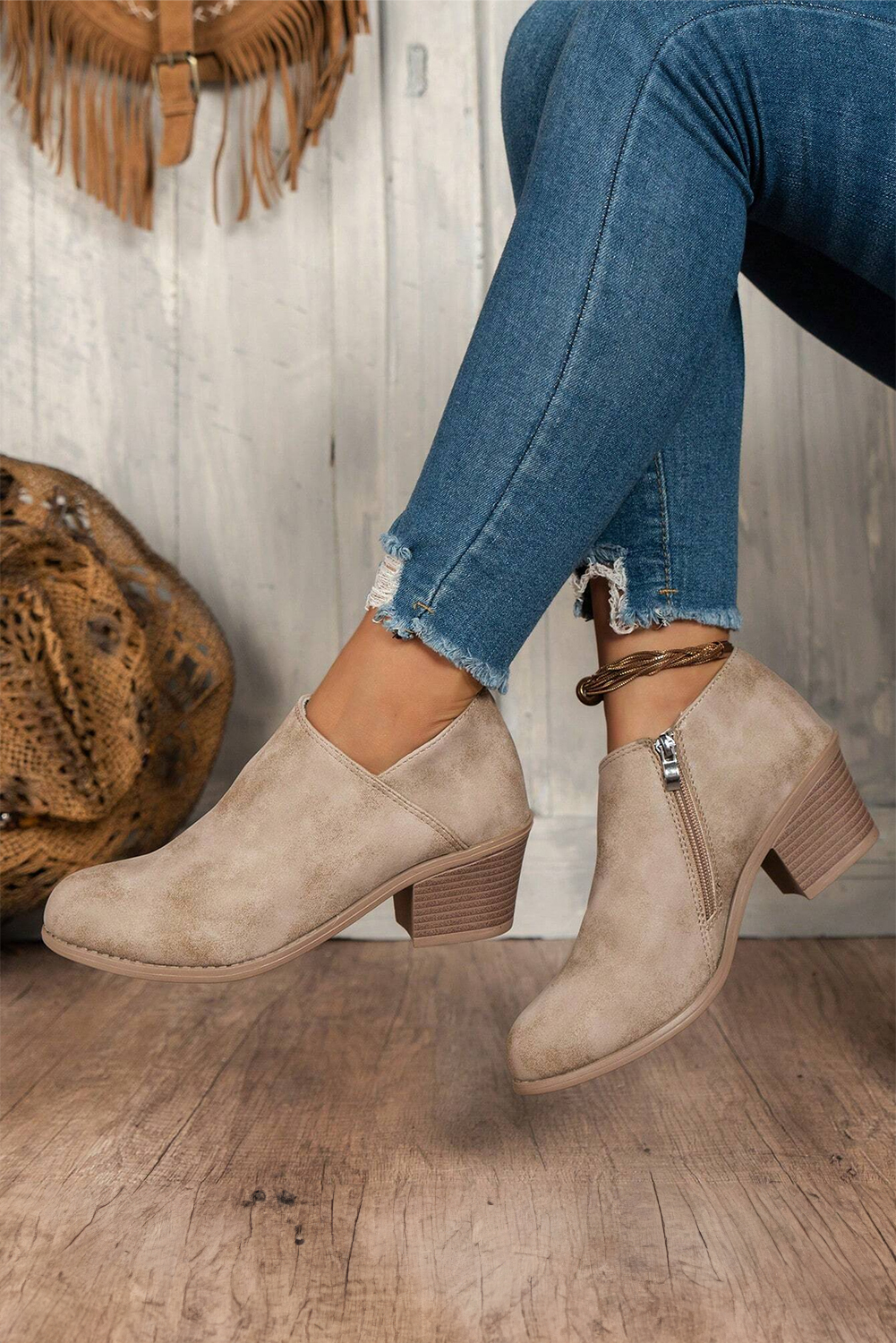 Philippine Gray Tulip Opening Suede Ankle Boots - Image 3