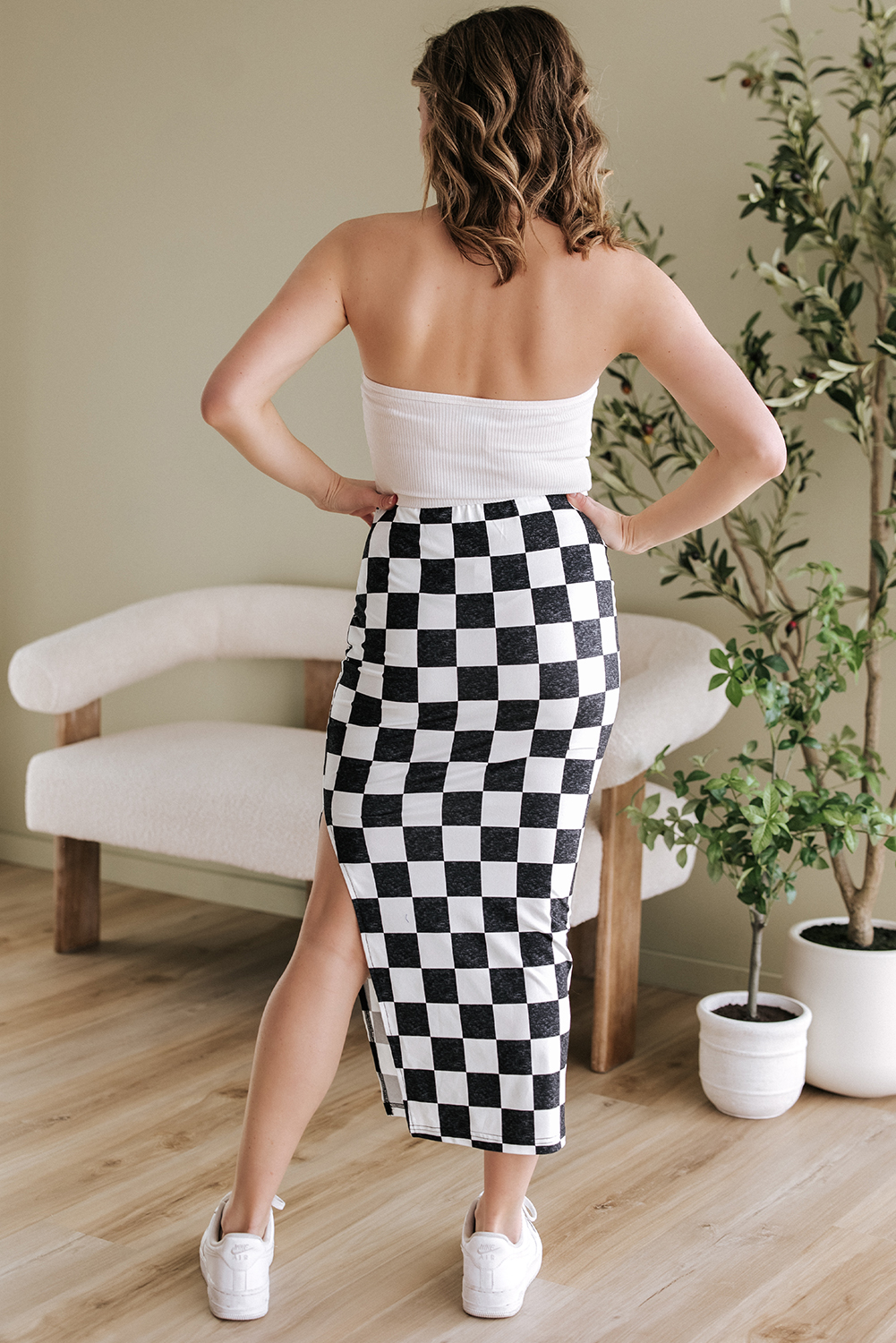 White Checkered Print Side Slit High Waist Midi Skirt - Image 7