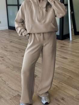 Jet Stream Half Zip Thumbhole Sleeve Hoodie Active Pants 2pcs Outfit