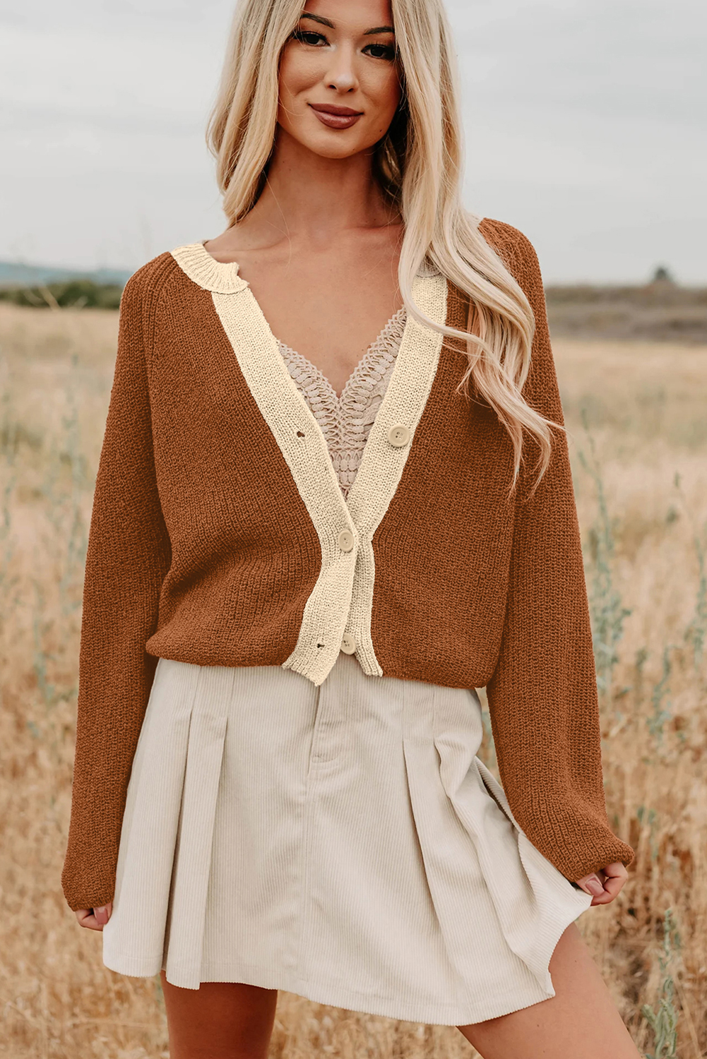 Chestnut Contrast Knit V Neckline Short Cardigan - Image 3