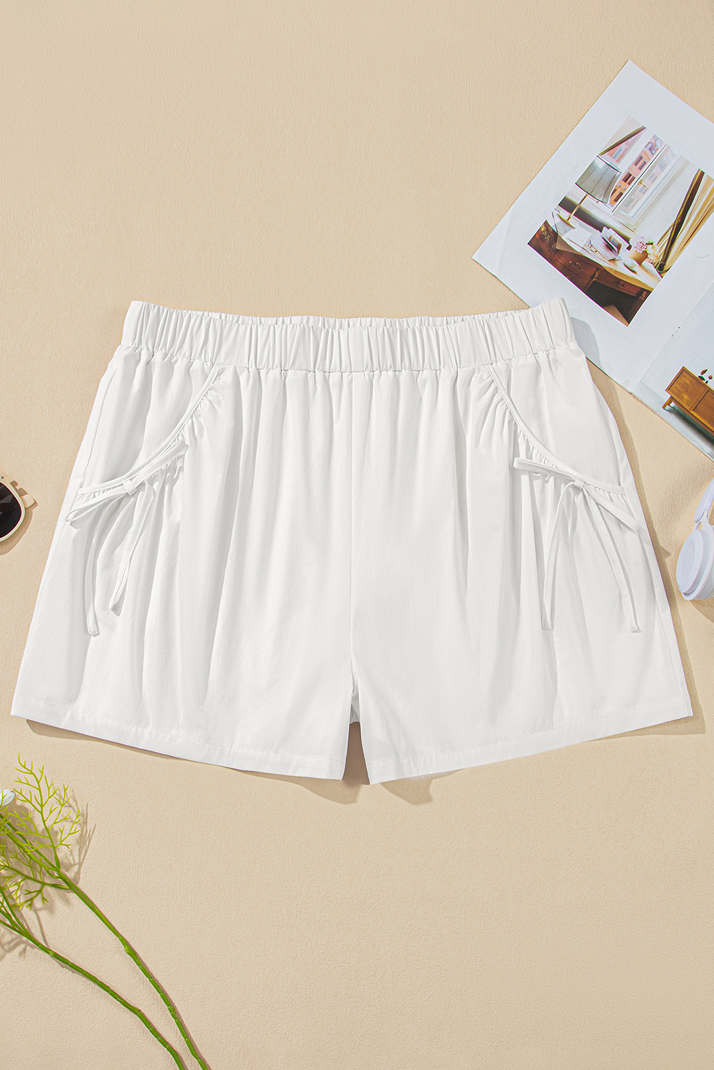 White Bow Decor Pockets Plus Size Shorts - Image 8