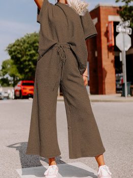 Brown Textured Loose Fit T Shirt and Drawstring Pants Set