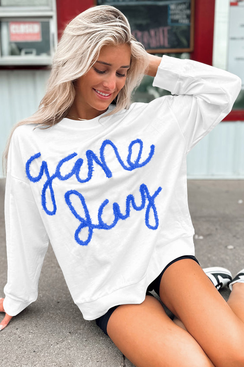White Tinsel Game Day Drop Shoulder Graphic Sweatshirt - Image 7