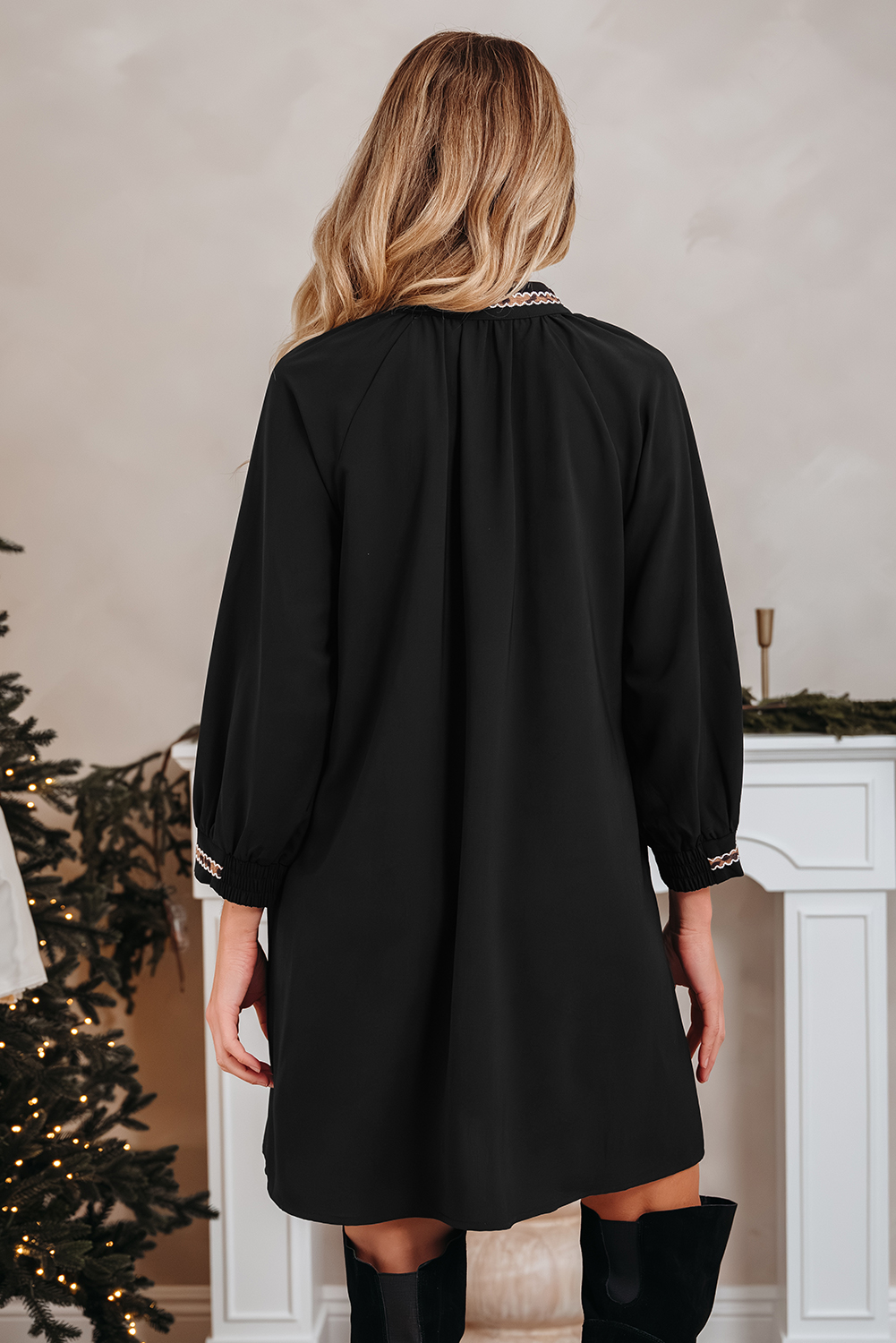 Black Contrast Trim V Neck Bracelet Sleeve Shift Mini Dress - Image 2