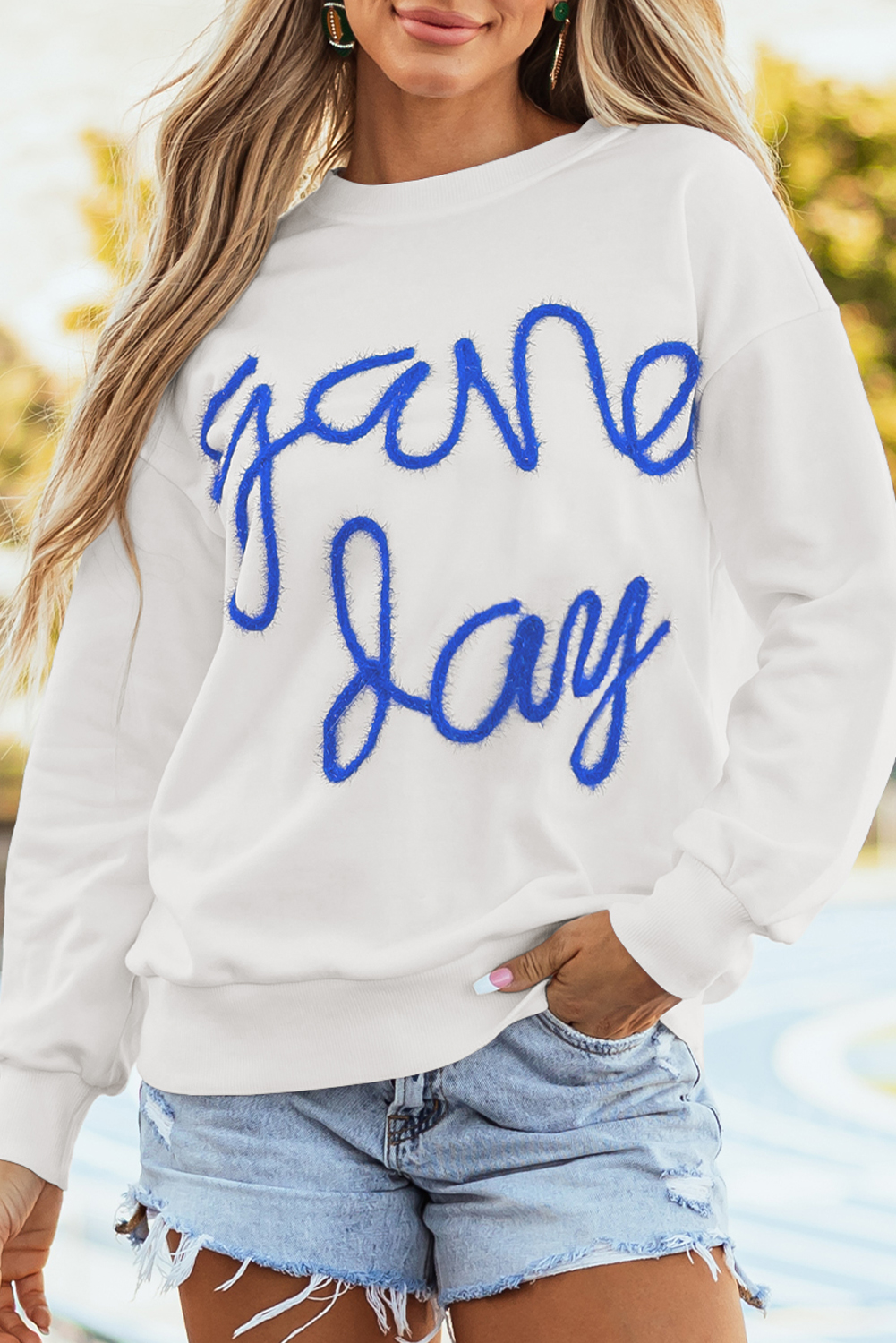 White Tinsel Game Day Drop Shoulder Graphic Sweatshirt - Image 4