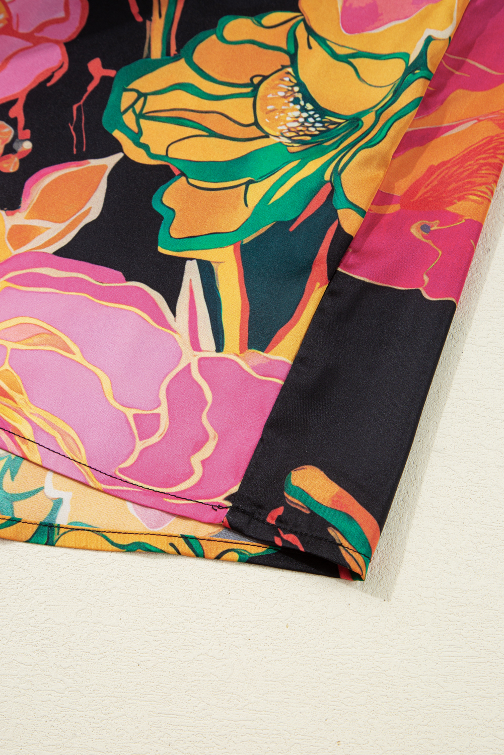 Black Floral Print Smocked Cuffs Puff Sleeve V Neck Blouse - Image 6