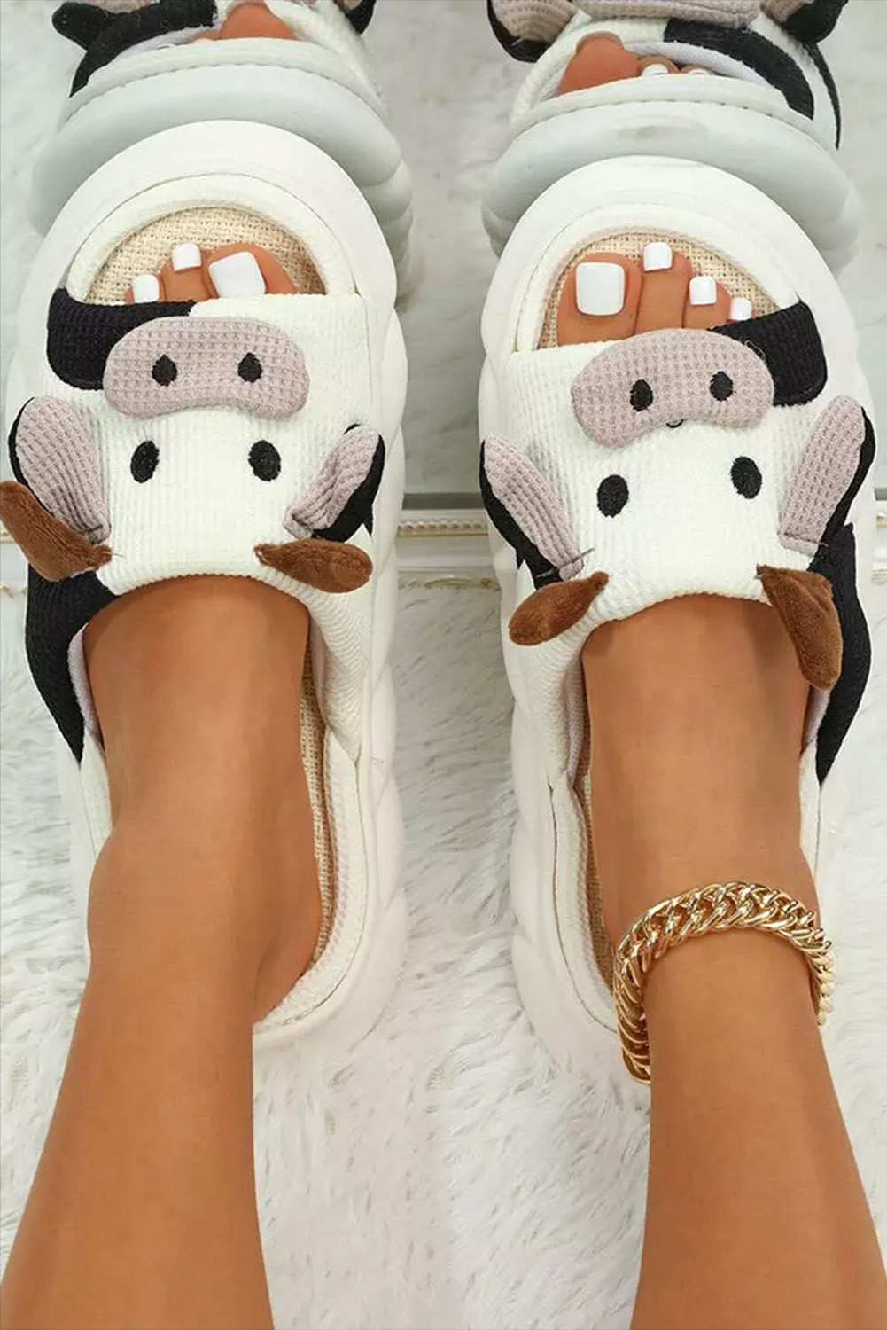 White Cute Cow Pattern Open Toe Slippers - Image 4