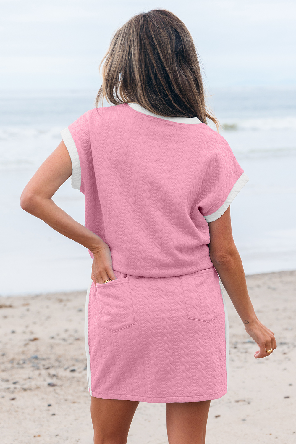 Pink Contrast Trim Textured Crewneck Tee and Pocketed Skirt Set - Image 2