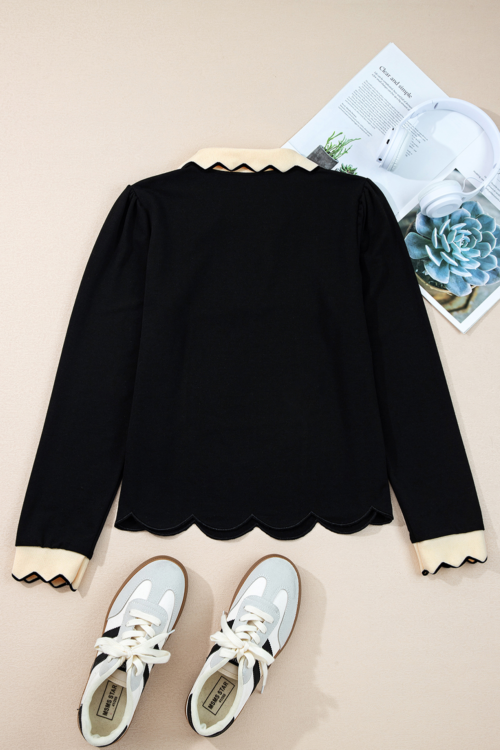 Black Scallop Trim Color Block Long Sleeve Collared Top - Image 3