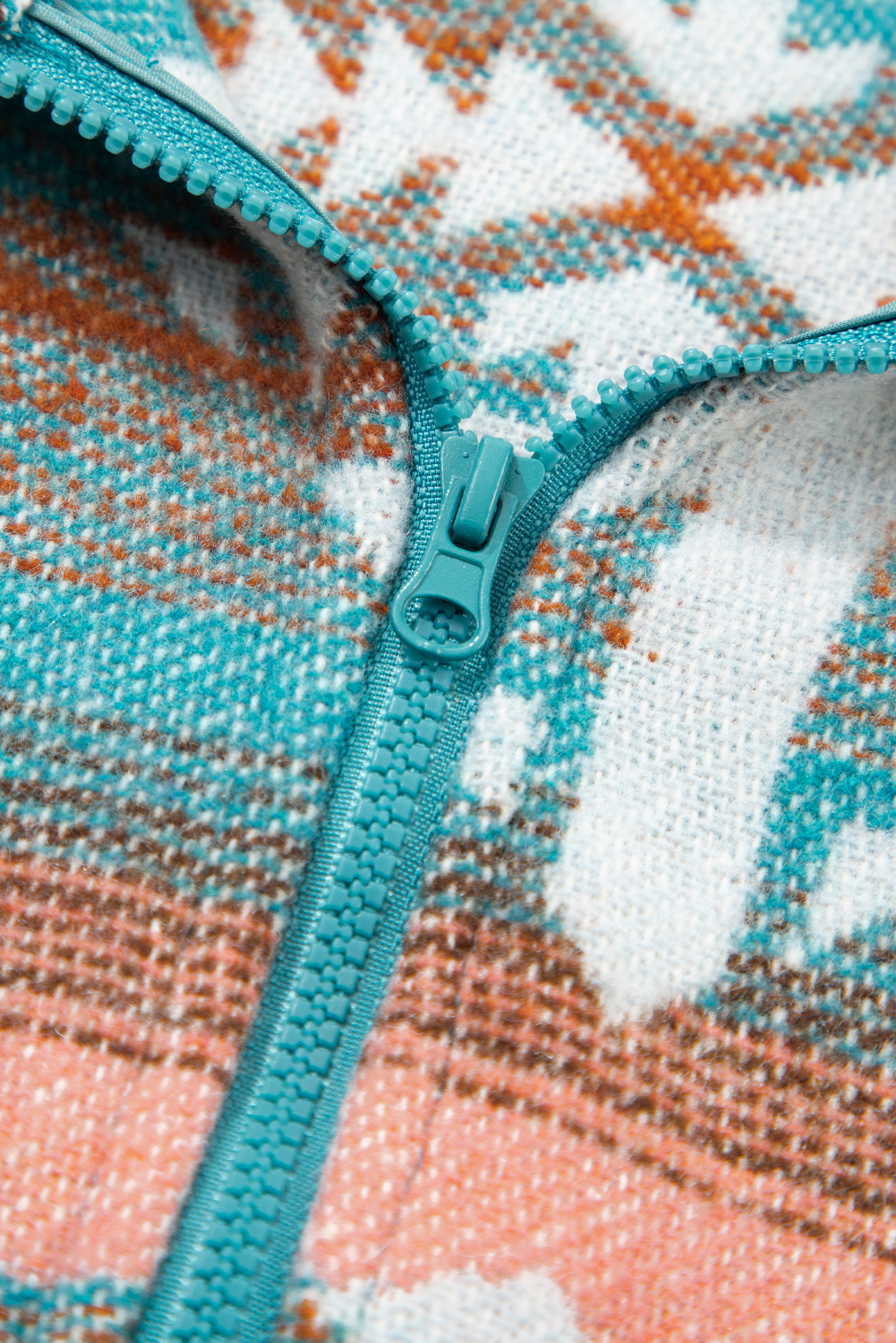 Green Quarter Zip Elastic Cuffs Aztec Sweatshirt - Image 7